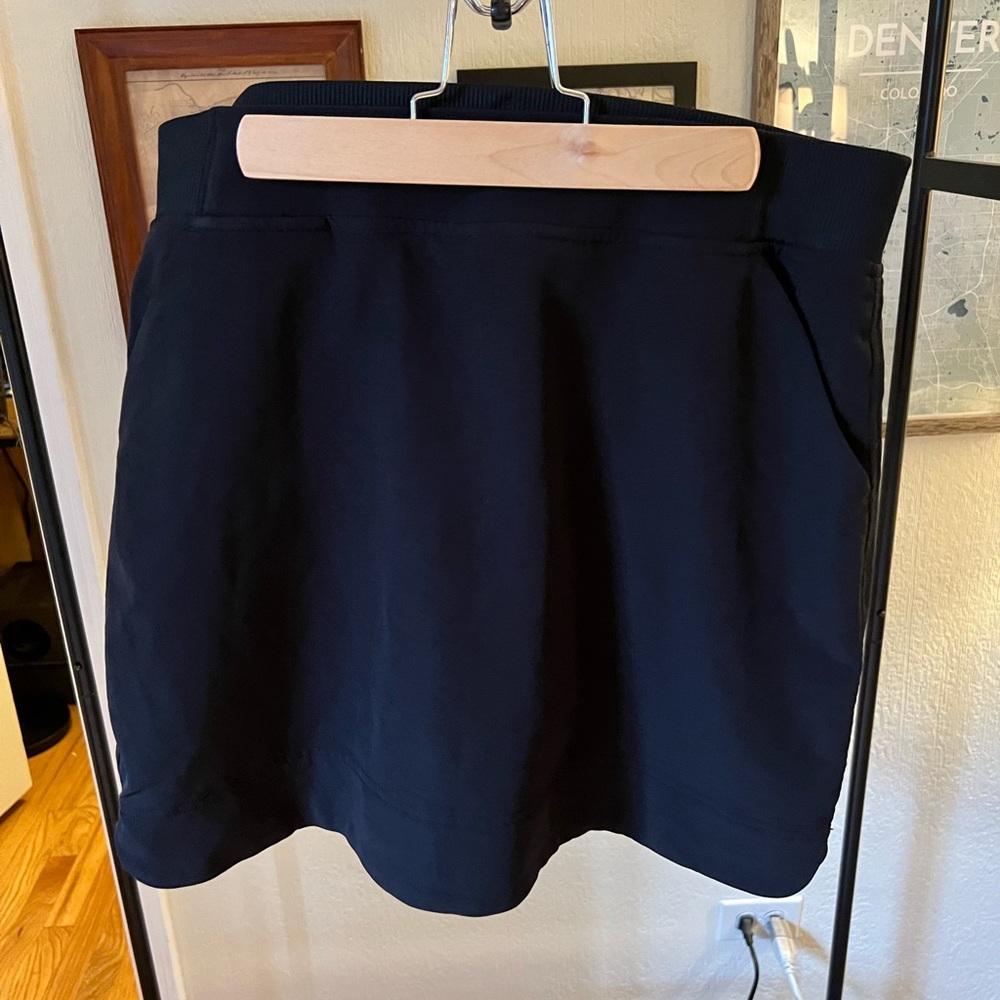 Black tennis skirt